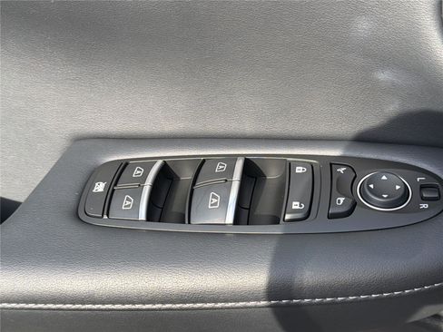 Used 2024 INFINITI QX50 Luxe AWD/4WD image 20