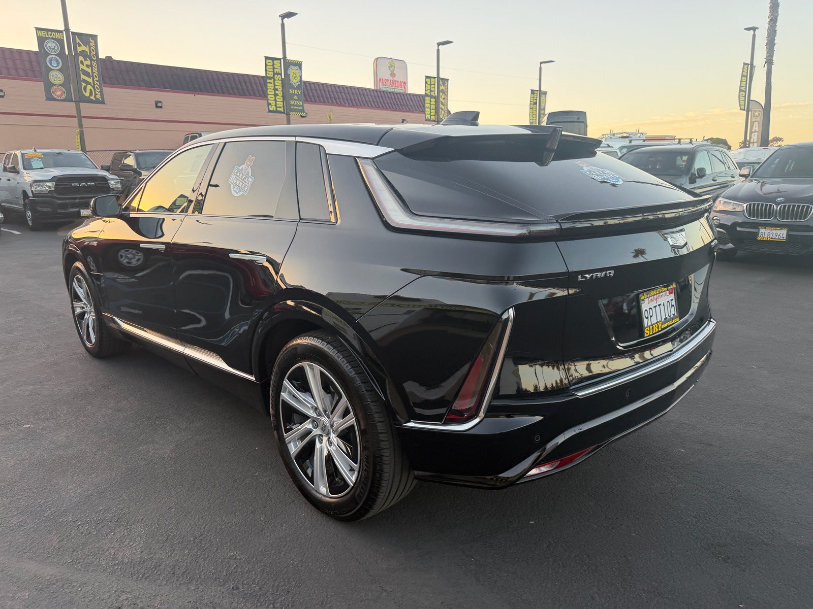 Used 2024 Cadillac Lyriq Tech AWD/4WD image 5