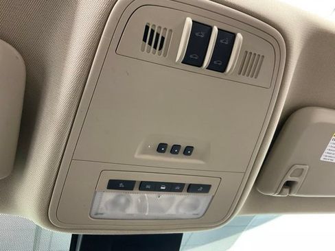 Used 2016 Buick Regal Premium FWD image 18