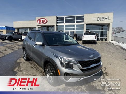 Certified 2023 Kia Seltos S image 1