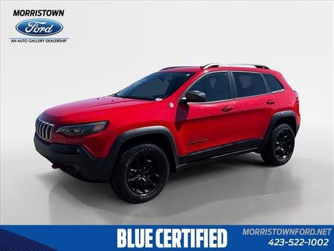 Used 2019 Jeep Cherokee Trailhawk w/ Comfort/Convenience Group image 1