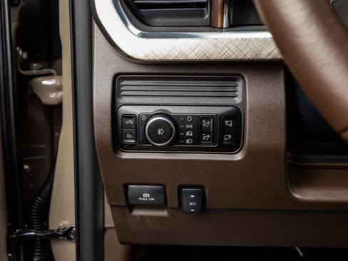 Used 2026 Ford F450 King Ranch w/ Chrome Package image 22