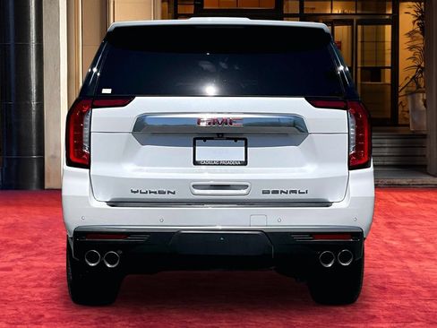 Used 2024 GMC Yukon Denali AWD/4WD image 5