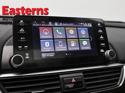 Used 2018 Honda Accord Touring image 18