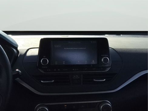 Used 2024 Nissan Altima 2.5 S image 21