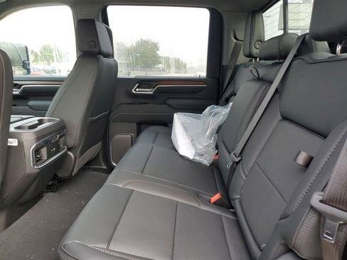 New 2026 GMC Sierra 2500 Denali w/ Denali Reserve Package image 12