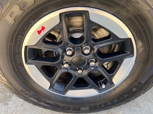 Used 2021 Jeep Wrangler Unlimited Rubicon w/ Uconnect 4C Nav & Sound Group AWD/4WD image 6