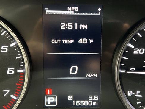 Certified 2024 Subaru Ascent Premium w/ Convenience Package image 15