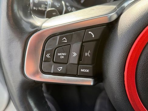 Used 2020 Jaguar F-PACE Prestige image 23