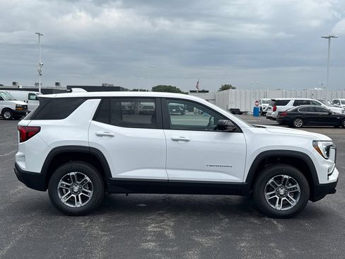 New 2027 GMC Terrain Elevation w/ Technology Package II AWD/4WD image 11