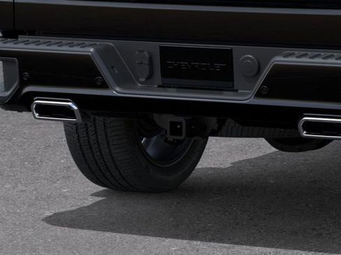 New 2026 Chevrolet Silverado 1500 High Country w/ High Country Premium Package AWD/4WD image 14