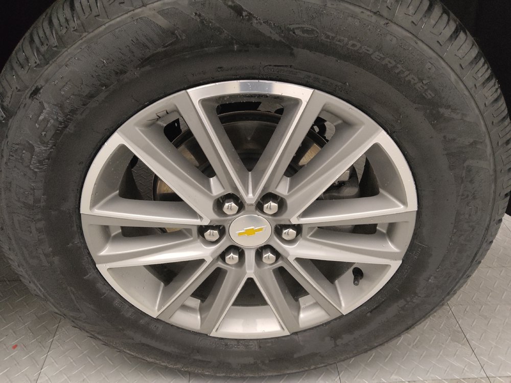 Used 2022 Chevrolet Traverse LT w/ LPO, Floor Liner Package AWD/4WD image 31