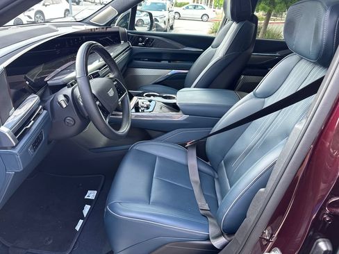 Certified 2025 Cadillac Escalade IQ Luxury 2 w/ LPO, Premium Carpet Package AWD/4WD image 22