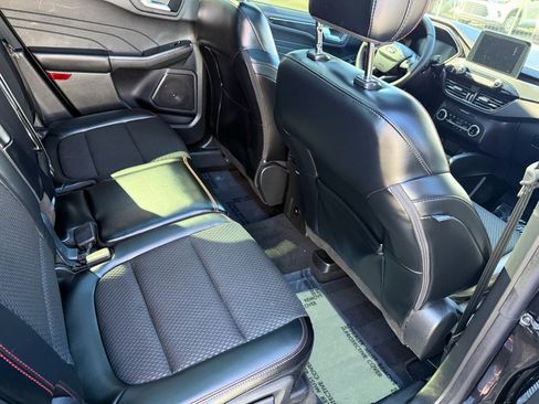 Used 2024 Ford Escape ST-Line w/ Cold Weather Package image 23