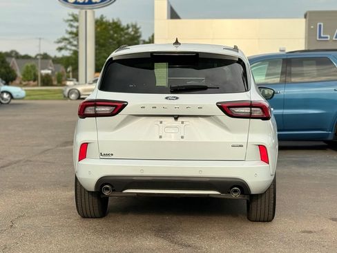 Used 2025 Ford Escape ST-Line Elite w/ Premium Technology Package AWD/4WD image 32