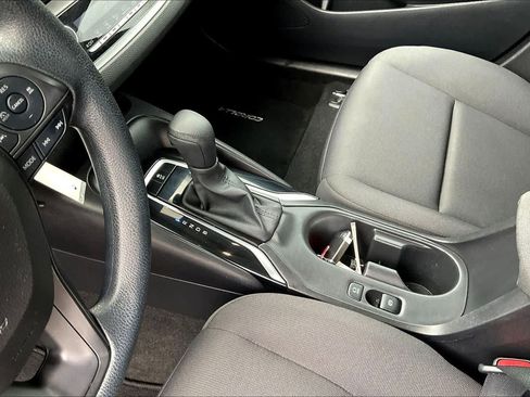 Used 2024 Toyota Corolla LE FWD image 16