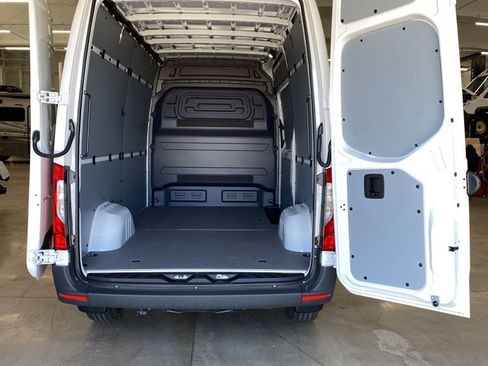 New 2025 Mercedes-Benz Sprinter 2500 image 5