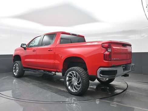 Used 2022 Chevrolet Silverado 1500 LT image 4
