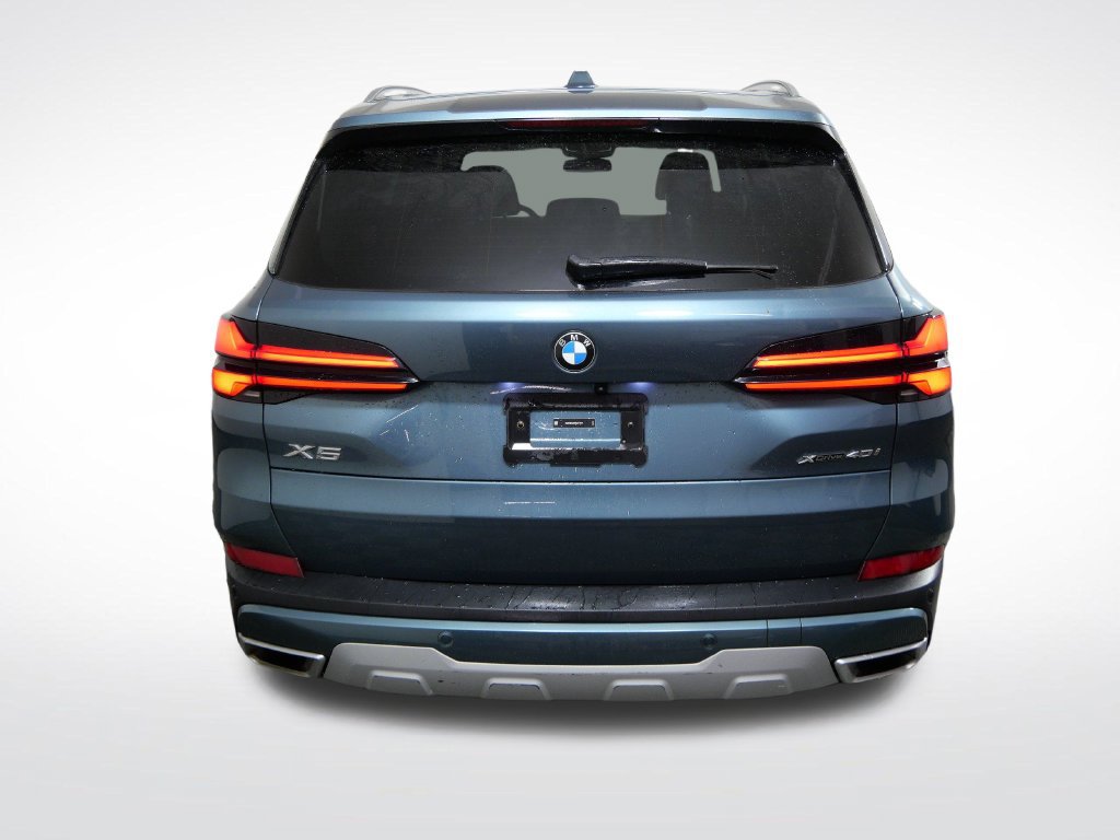 Used 2024 BMW X5 xDrive40i AWD/4WD image 4
