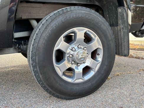 Used 2018 RAM 2500 Big Horn w/ Harvest Edition image 9