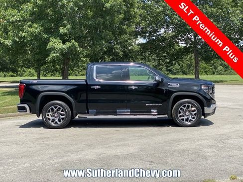 Used 2022 GMC Sierra 1500 SLT w/ SLT Premium Plus Package image 8
