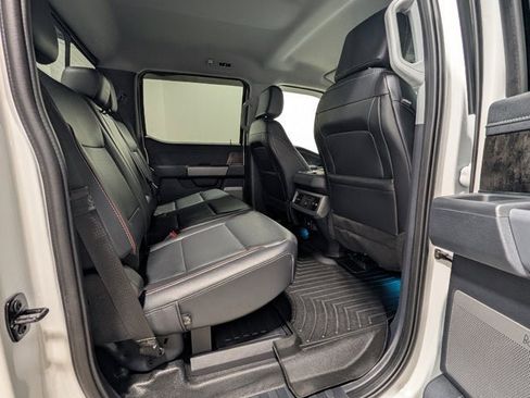Used 2024 Ford F250 Lariat image 21