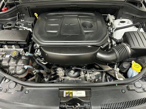 Used 2021 Jeep Grand Cherokee Limited AWD/4WD image 20