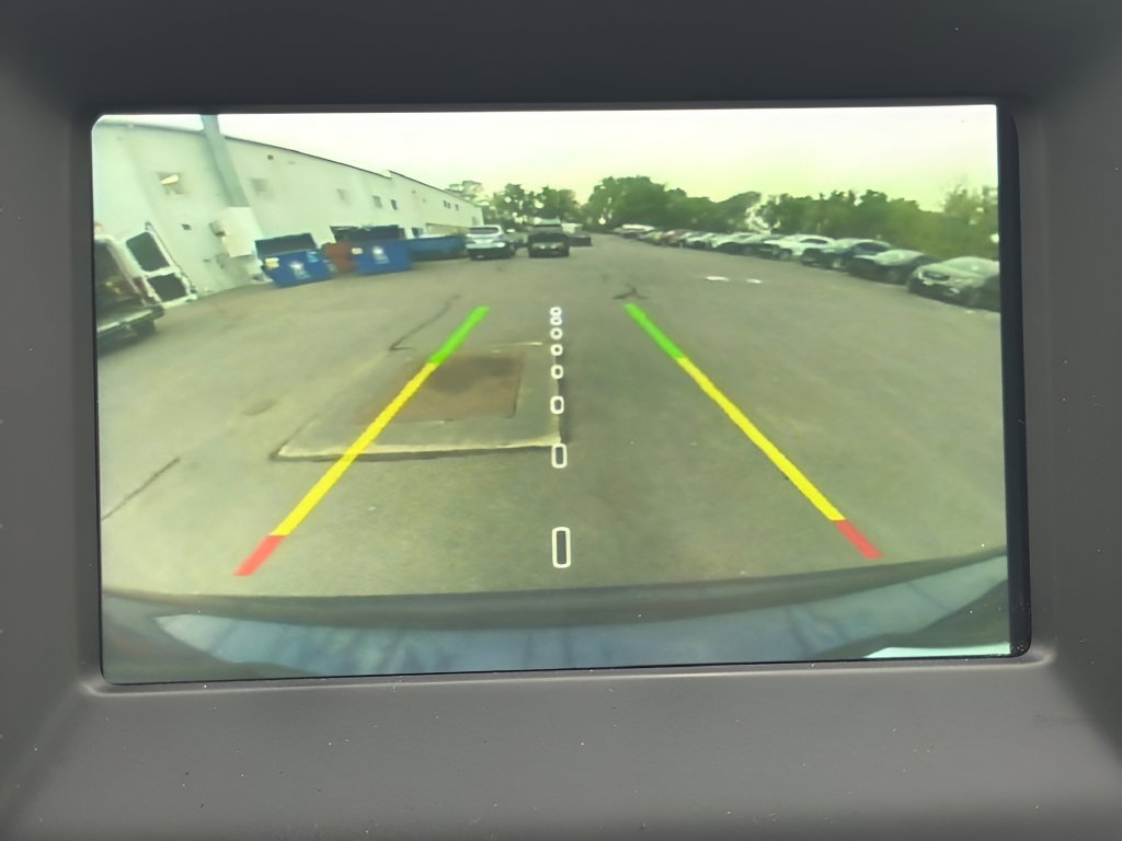 Used 2019 Jeep Compass Latitude w/ Cold Weather Group FWD image 18