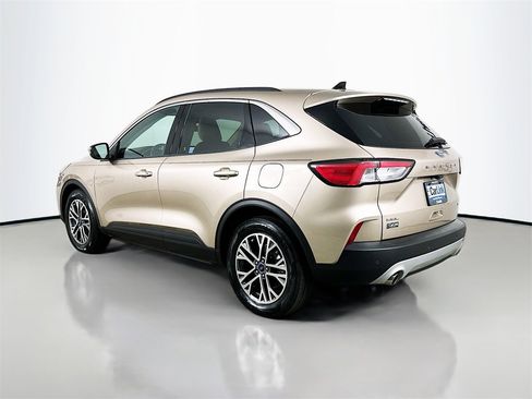 Used 2020 Ford Escape SEL image 5