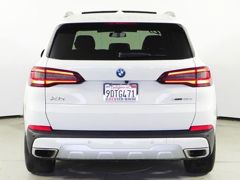 Certified 2023 BMW X5 xDrive45e w/ Climate Comfort Package image 8