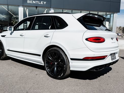 Used 2023 Bentley Bentayga Speed image 9