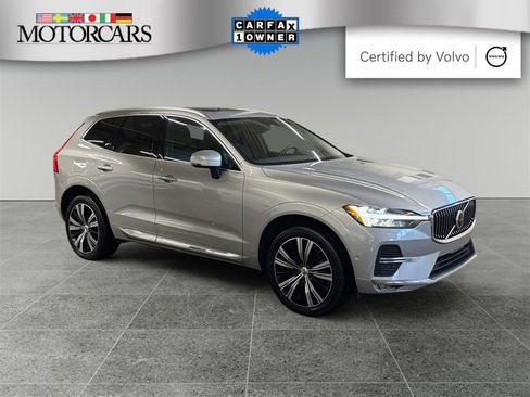 Certified 2023 Volvo XC60 B5 Plus w/ Climate Package image 1