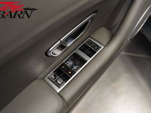 Used 2015 Bentley Continental GT image 19