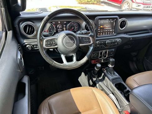 Used 2020 Jeep Wrangler Unlimited Rubicon AWD/4WD image 14