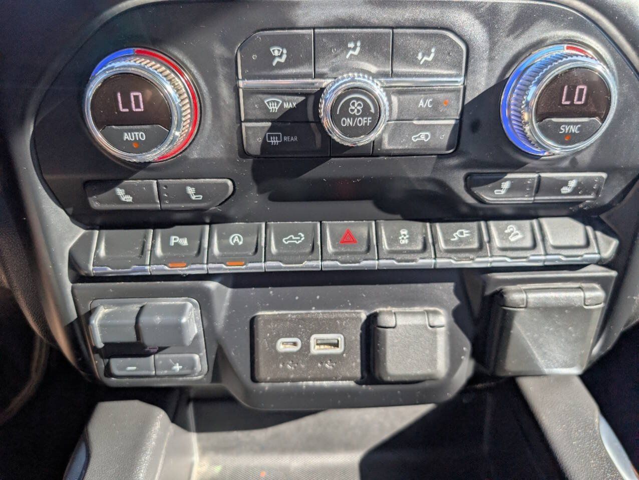 Used 2021 GMC Sierra 1500 Elevation AWD/4WD image 16