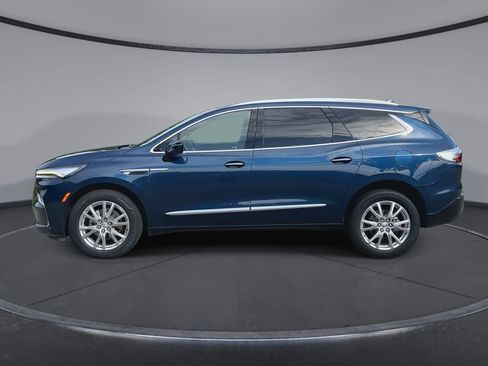 Used 2023 Buick Enclave Essence w/ Experience Buick Package FWD image 5