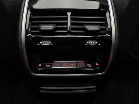 Used 2020 BMW X5 xDrive40i w/ Premium Package image 21