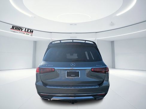 Used 2022 Mercedes-Benz GLS 450 4MATIC image 4