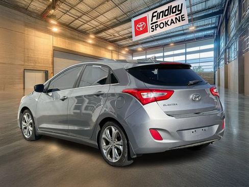 Used 2015 Hyundai Elantra GT w/ Option Group 02 image 6