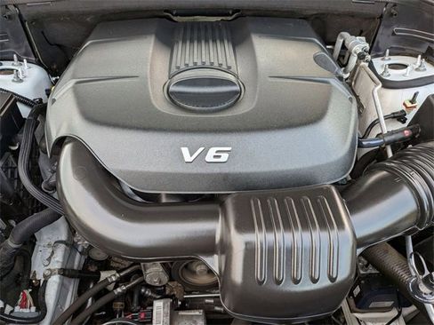 Used 2014 Jeep Grand Cherokee Laredo w/ Trailer Tow Group IV image 28