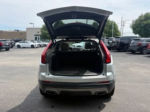 Used 2021 Cadillac XT4 Premium Luxury w/ Cold Weather Package FWD image 6