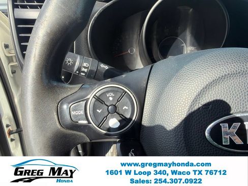 Used 2018 Kia Soul FWD image 14
