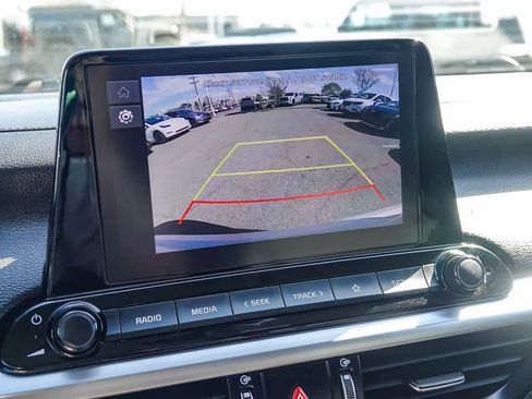 Used 2023 Kia Forte LXS image 22