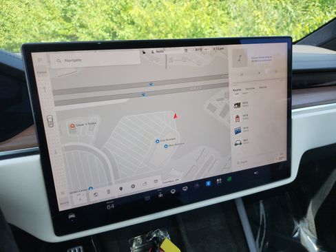 Used 2023 Tesla Model X AWD/4WD image 23