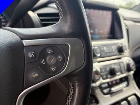Used 2017 GMC Yukon XL SLT w/ Open Road Package AWD/4WD image 14