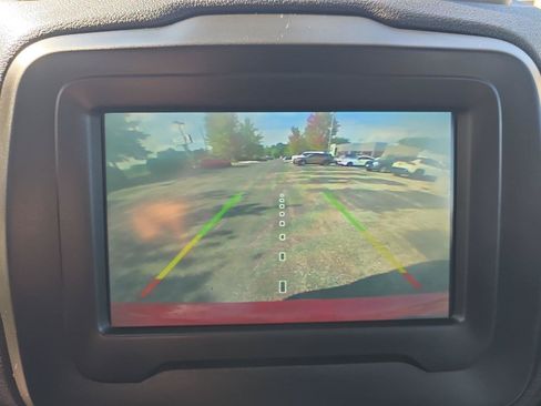 Used 2018 Jeep Renegade Sport w/ Power & Air Group AWD/4WD image 15