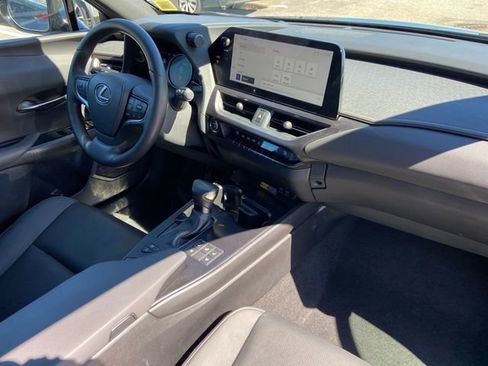 Used 2023 Lexus UX 250h 250h Premium image 24