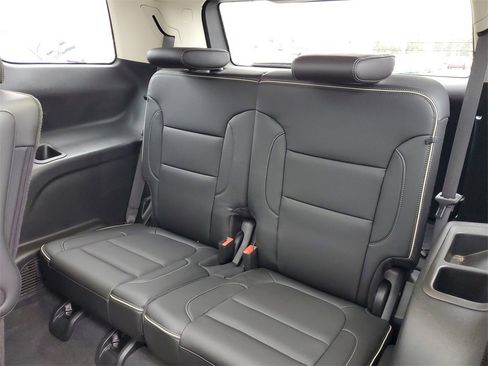 Used 2023 GMC Acadia Denali w/ Denali Ultimate Package image 15