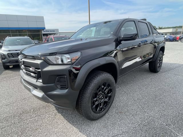 New 2026 Chevrolet Colorado Trail Boss w/ Midnight Edition AWD/4WD image 7