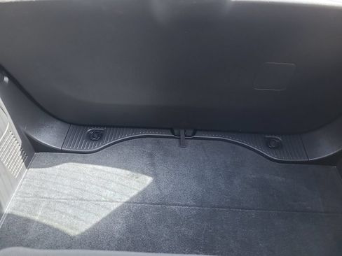 Used 2021 Chevrolet Trax LS FWD image 29